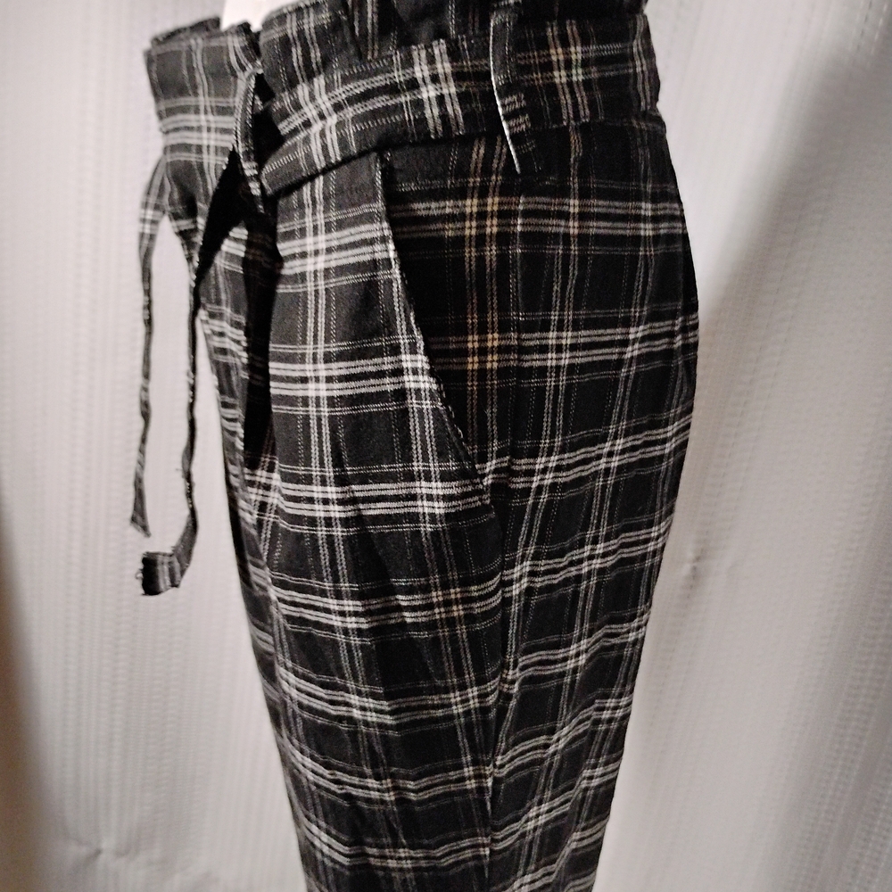 Hollister Women's Black Plaid Pants Size S